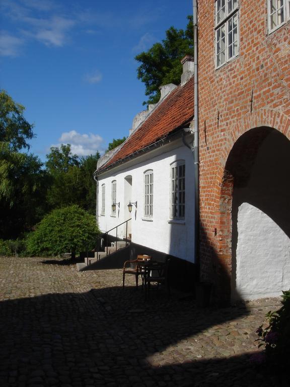 Harridslevgaard Slots Apartments Bogense Buitenkant foto